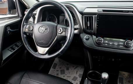Toyota RAV4, 2018 год, 2 699 000 рублей, 19 фотография