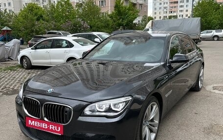 BMW 7 серия, 2012 год, 2 390 000 рублей, 2 фотография