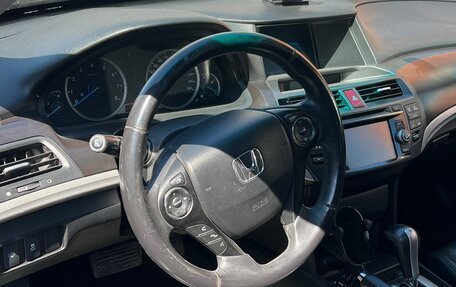 Honda Crosstour I рестайлинг, 2014 год, 1 800 000 рублей, 5 фотография