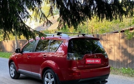 Mitsubishi Outlander III рестайлинг 3, 2008 год, 980 000 рублей, 10 фотография