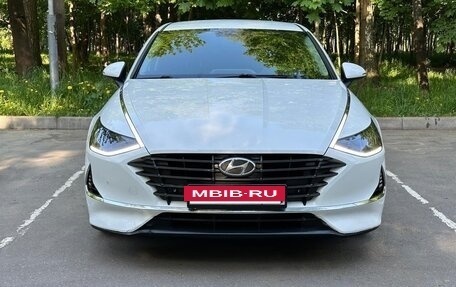 Hyundai Sonata VIII, 2021 год, 1 700 000 рублей, 5 фотография