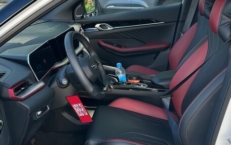 Geely Coolray I, 2024 год, 2 370 000 рублей, 6 фотография