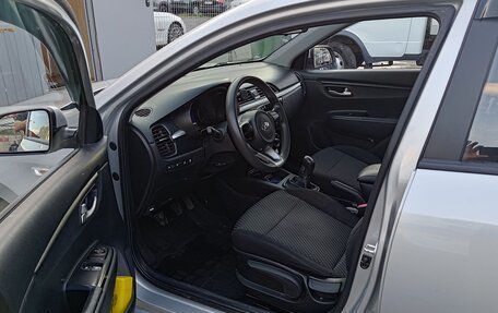 KIA Rio IV, 2018 год, 1 200 000 рублей, 5 фотография