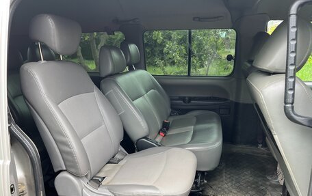 Hyundai H-1 II рестайлинг, 2007 год, 750 000 рублей, 5 фотография