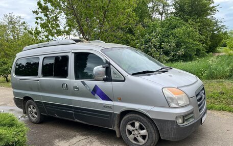 Hyundai H-1 II рестайлинг, 2007 год, 750 000 рублей, 3 фотография