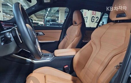 BMW 3 серия, 2022 год, 4 600 000 рублей, 13 фотография