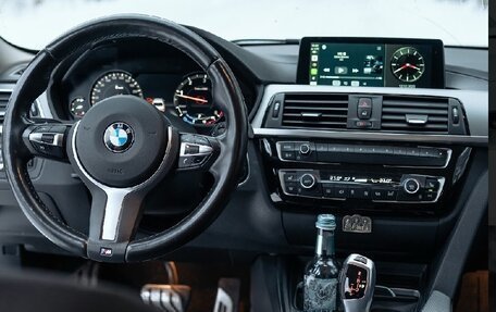 BMW 3 серия, 2018 год, 3 200 000 рублей, 10 фотография