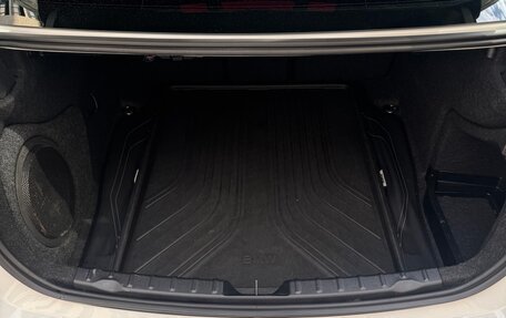 BMW 3 серия, 2018 год, 3 200 000 рублей, 16 фотография