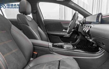 Mercedes-Benz A-Класс, 2024 год, 2 920 000 рублей, 21 фотография