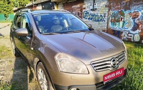 Nissan Qashqai+2 I, 2008 год, 823 000 рублей, 1 фотография