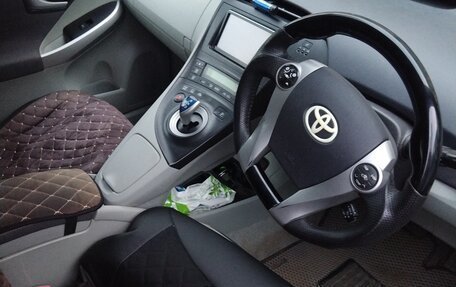 Toyota Prius, 2010 год, 800 000 рублей, 1 фотография