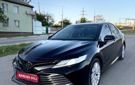 Toyota Camry, 2020 год, 3 440 000 рублей, 1 фотография