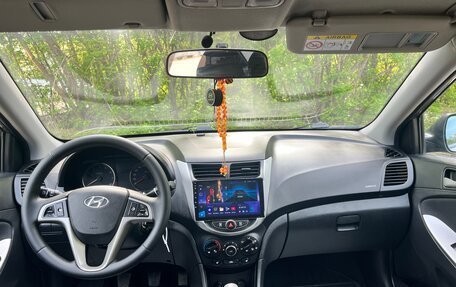 Hyundai Solaris II рестайлинг, 2015 год, 750 000 рублей, 5 фотография