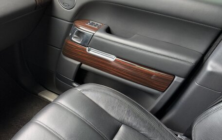 Land Rover Range Rover IV рестайлинг, 2015 год, 5 850 000 рублей, 4 фотография