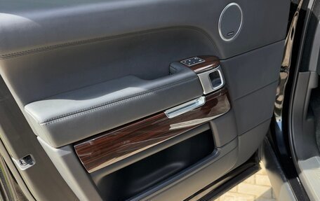 Land Rover Range Rover IV рестайлинг, 2015 год, 5 850 000 рублей, 11 фотография