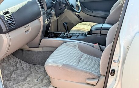 Toyota Hilux Surf IV, 2009 год, 2 600 000 рублей, 6 фотография