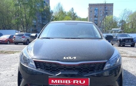 KIA Rio IV, 2022 год, 1 880 000 рублей, 1 фотография