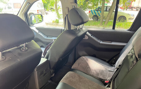 Nissan Pathfinder, 2012 год, 1 600 000 рублей, 17 фотография