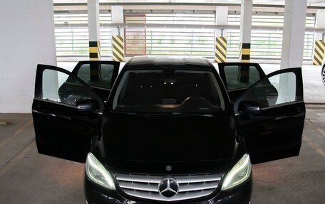 Mercedes-Benz B-Класс, 2014 год, 880 000 рублей, 2 фотография