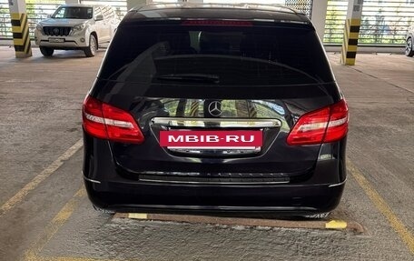 Mercedes-Benz B-Класс, 2014 год, 880 000 рублей, 4 фотография