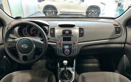 KIA Cerato III, 2010 год, 899 900 рублей, 10 фотография