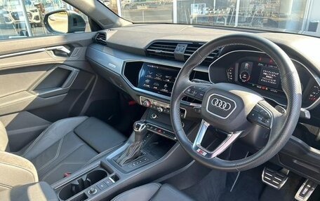 Audi Q3, 2022 год, 2 486 000 рублей, 10 фотография