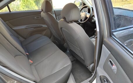 KIA Rio II, 2010 год, 600 000 рублей, 11 фотография