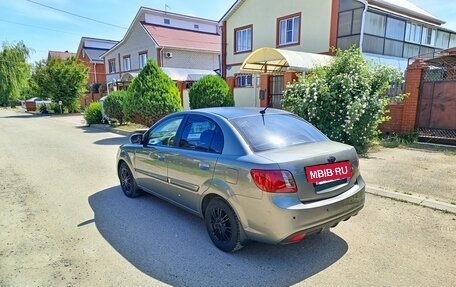 KIA Rio II, 2010 год, 600 000 рублей, 7 фотография