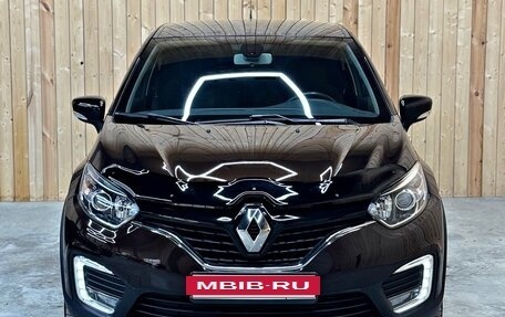 Renault Kaptur I рестайлинг, 2018 год, 1 399 000 рублей, 5 фотография