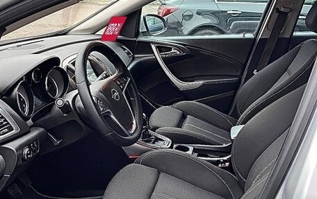 Opel Astra J, 2011 год, 800 000 рублей, 5 фотография