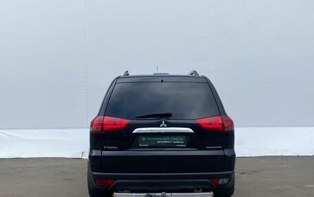 Mitsubishi Pajero Sport II рестайлинг, 2015 год, 1 960 000 рублей, 7 фотография