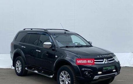 Mitsubishi Pajero Sport II рестайлинг, 2015 год, 1 960 000 рублей, 3 фотография