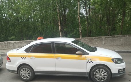 Volkswagen Polo VI (EU Market), 2016 год, 730 000 рублей, 3 фотография