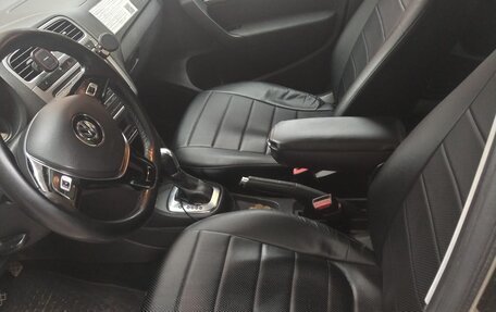 Volkswagen Polo VI (EU Market), 2016 год, 730 000 рублей, 4 фотография