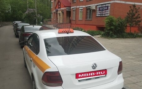 Volkswagen Polo VI (EU Market), 2016 год, 730 000 рублей, 2 фотография