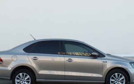 Volkswagen Polo VI (EU Market), 2015 год, 1 099 000 рублей, 6 фотография