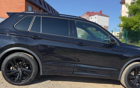 Volkswagen Tiguan II, 2021 год, 4 000 000 рублей, 10 фотография