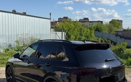 Volkswagen Tiguan II, 2021 год, 4 000 000 рублей, 6 фотография