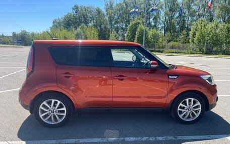 KIA Soul II рестайлинг, 2017 год, 1 670 000 рублей, 4 фотография