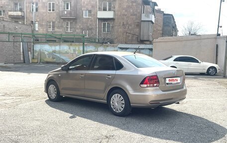 Volkswagen Polo VI (EU Market), 2015 год, 850 000 рублей, 5 фотография