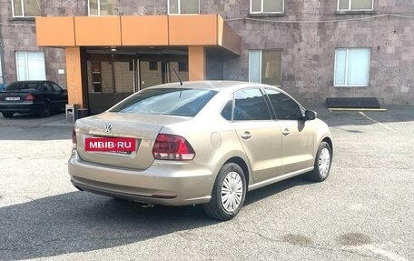 Volkswagen Polo VI (EU Market), 2015 год, 850 000 рублей, 4 фотография