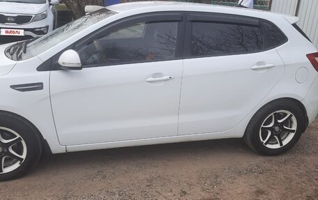 KIA Rio III рестайлинг, 2013 год, 1 100 000 рублей, 4 фотография