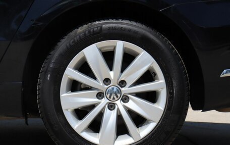 Volkswagen Passat B7, 2011 год, 1 210 000 рублей, 9 фотография
