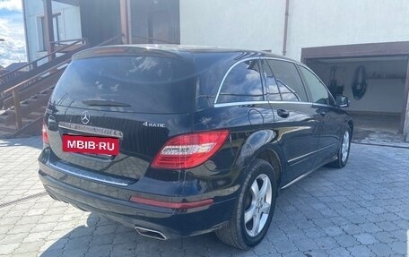 Mercedes-Benz R-Класс, 2011 год, 1 680 000 рублей, 3 фотография