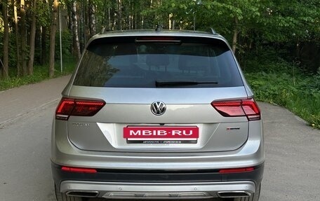 Volkswagen Tiguan II, 2019 год, 2 600 000 рублей, 5 фотография