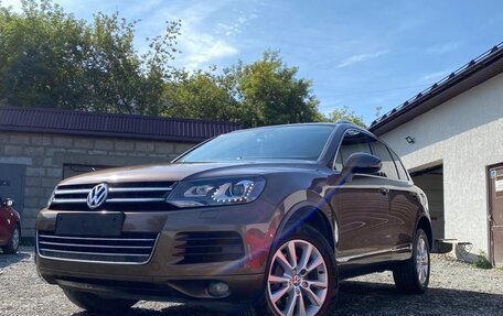 Volkswagen Touareg III, 2012 год, 2 890 000 рублей, 3 фотография