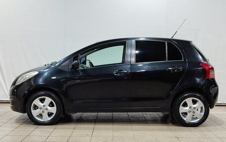 Toyota Yaris III рестайлинг, 2008 год, 649 000 рублей, 7 фотография