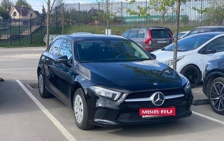 Mercedes-Benz A-Класс, 2020 год, 2 095 000 рублей, 2 фотография