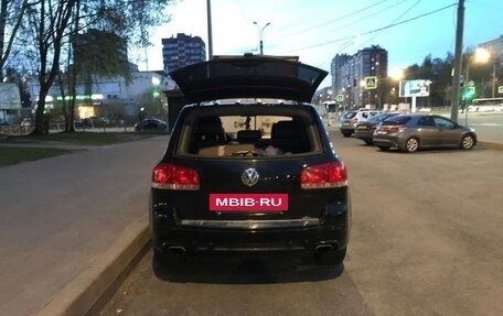 Volkswagen Touareg III, 2006 год, 600 000 рублей, 3 фотография