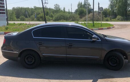 Volkswagen Passat B6, 2008 год, 620 000 рублей, 2 фотография